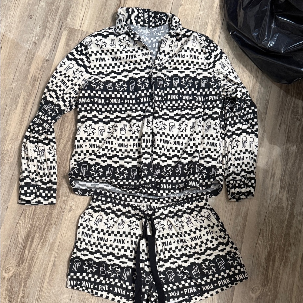 PINK Victoria's Secret Monochrome Graphic Sleepwear